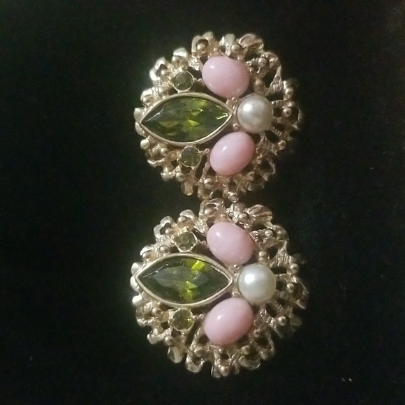 Vintage Sarah Coventry Earrings - Picture 2 of 5